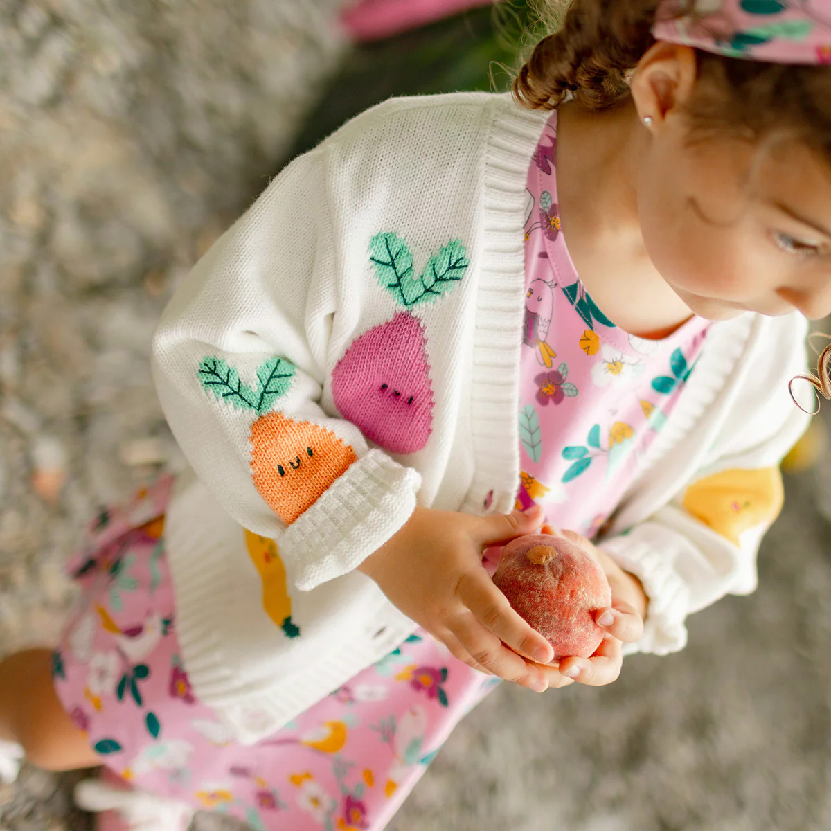 Cardigan crème en tricot avec motifs de fruits, bébé - Image 4