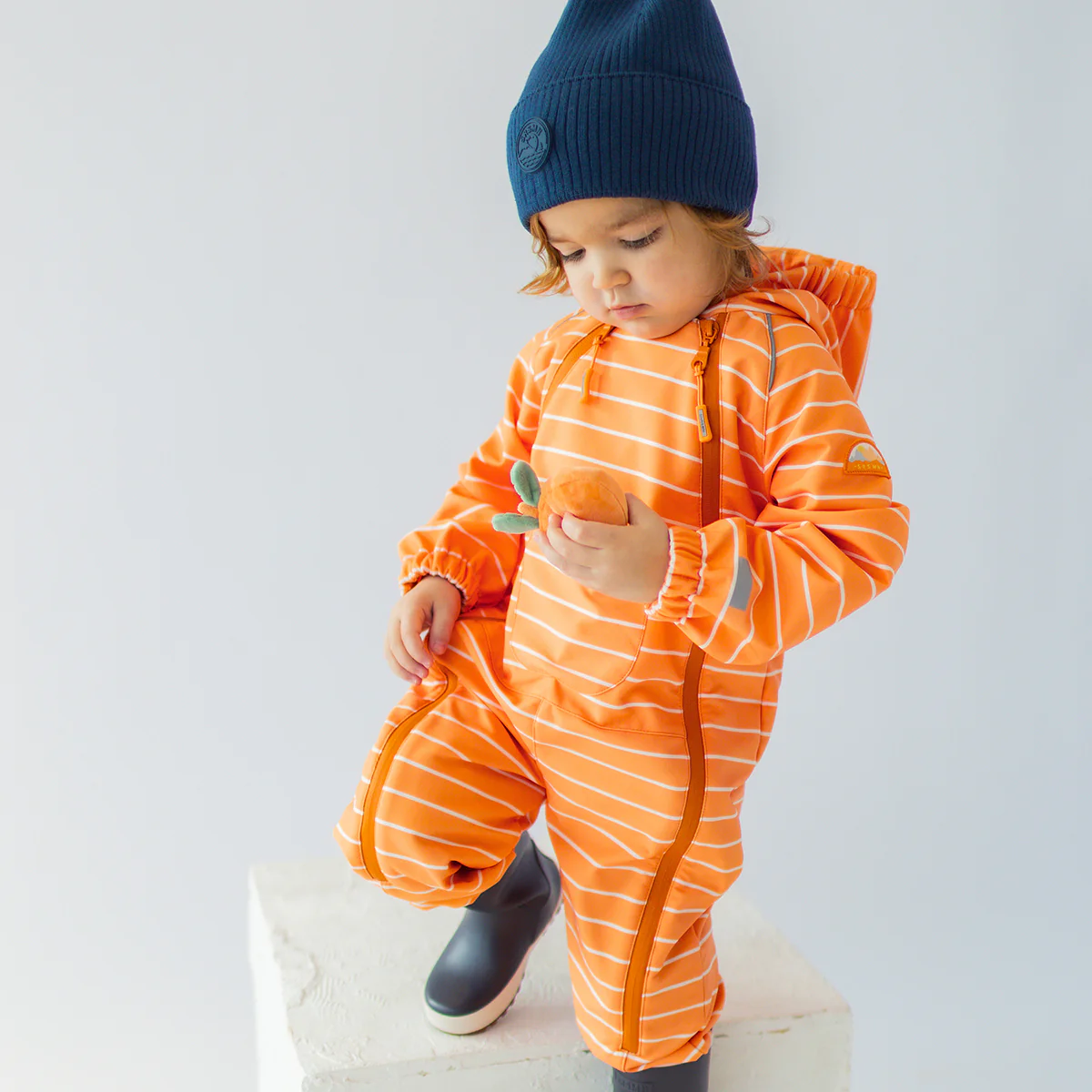 Manteau une pièce orange en coquille souple avec rayures, bébé - Image 2