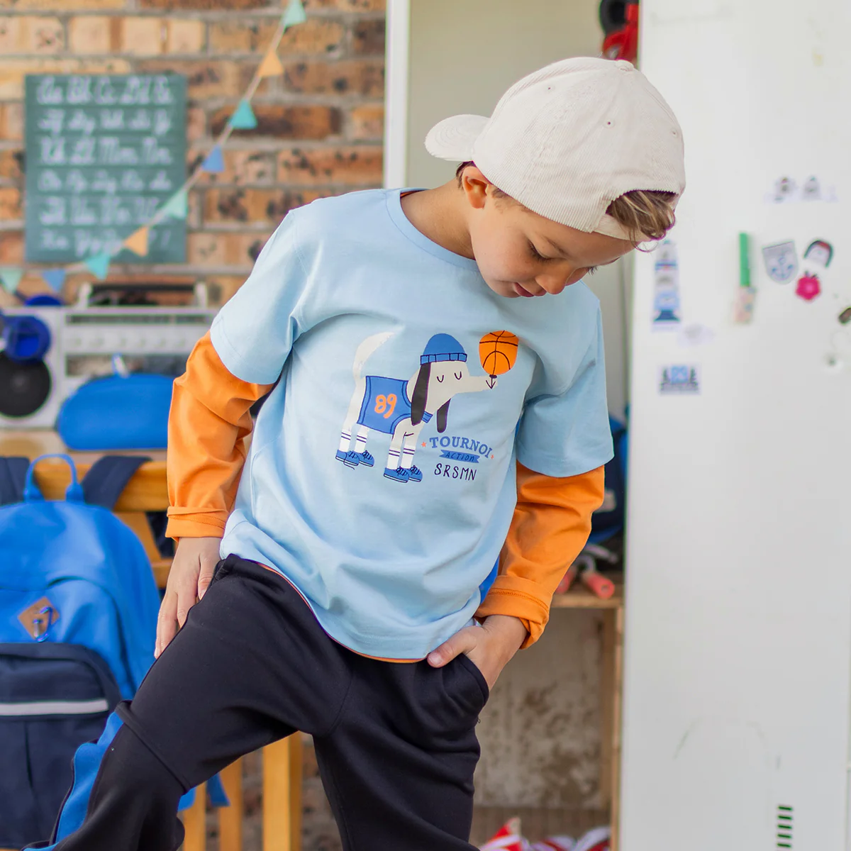 T-shirt bleu avec illustration, enfant - Image 2