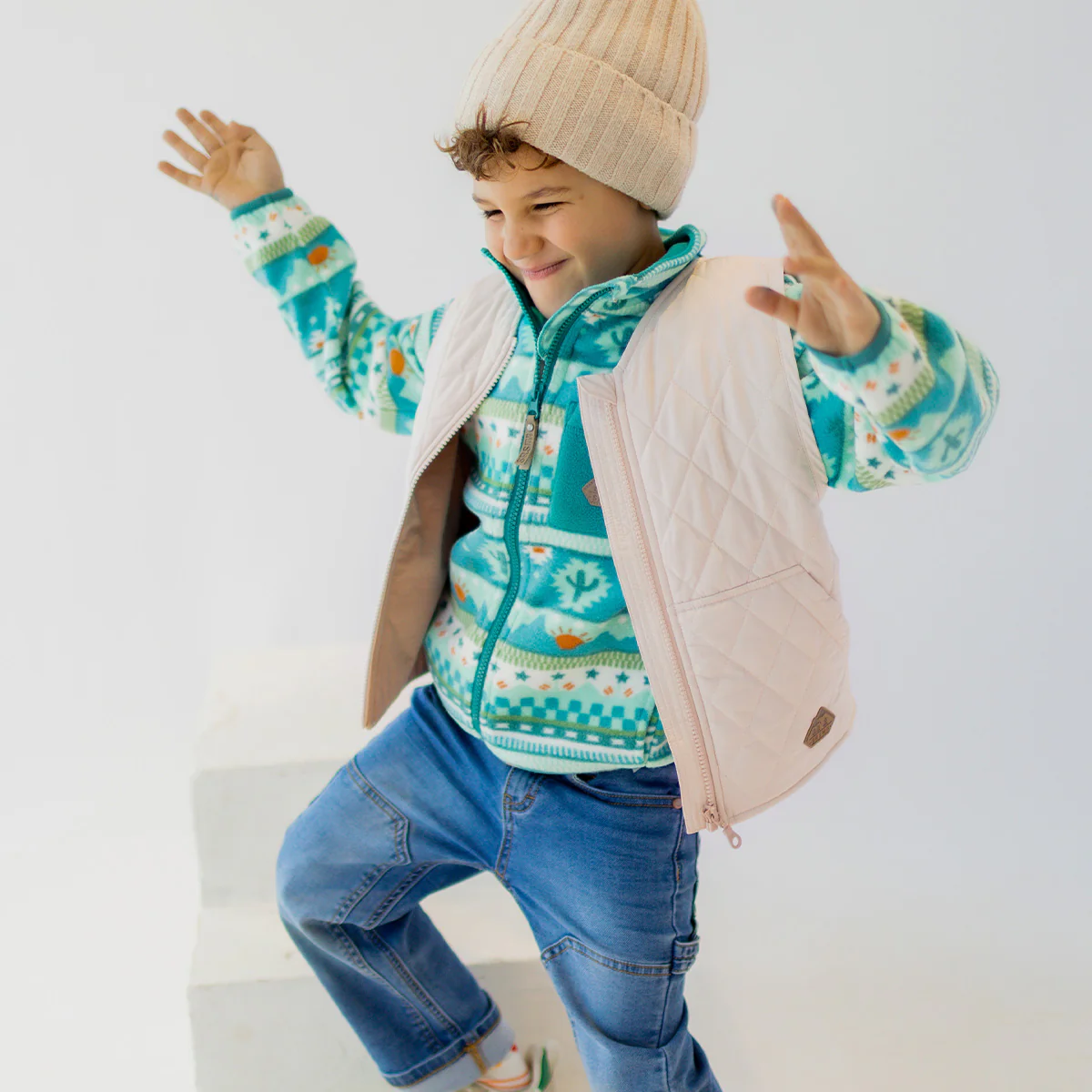 Veste sans manches beige à motif matelassé de losanges, enfant - Image 2